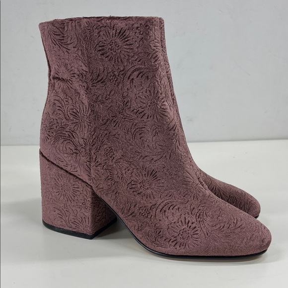 New Sam Edelman Taye Floral Velvet Ankle Booties in Burgundy Size 7 - Picture 1 of 9